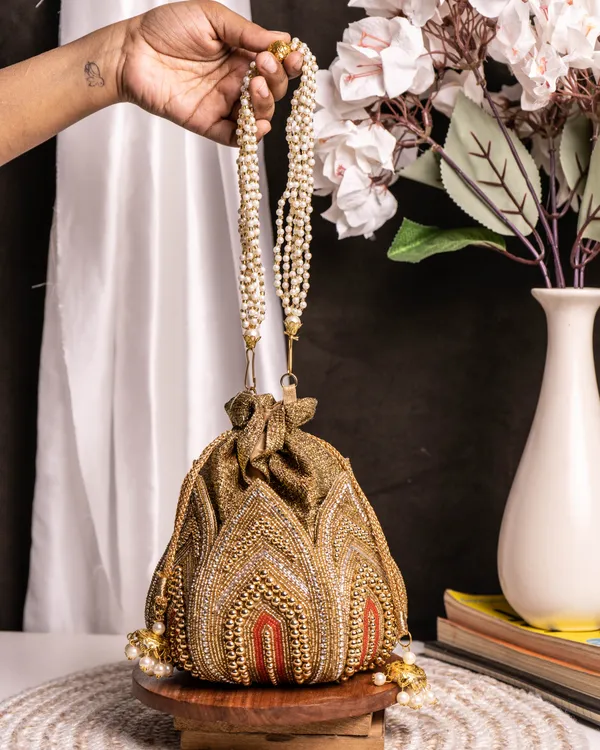 Golden_Maharani_Lotus_Potli